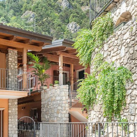 Casa Francesca Relax Apartment Limone sul Garda Exterior photo