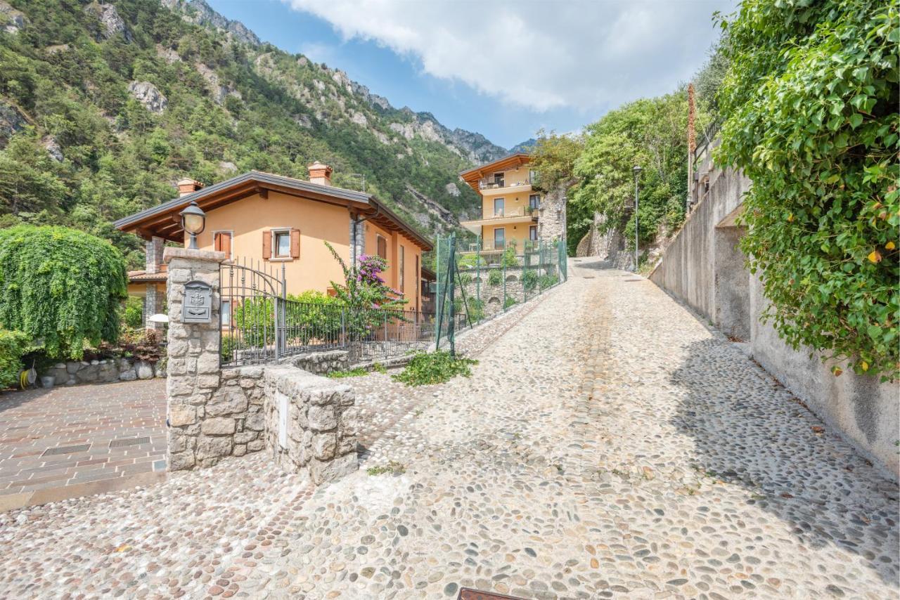 Casa Francesca Relax Apartment Limone sul Garda Exterior photo